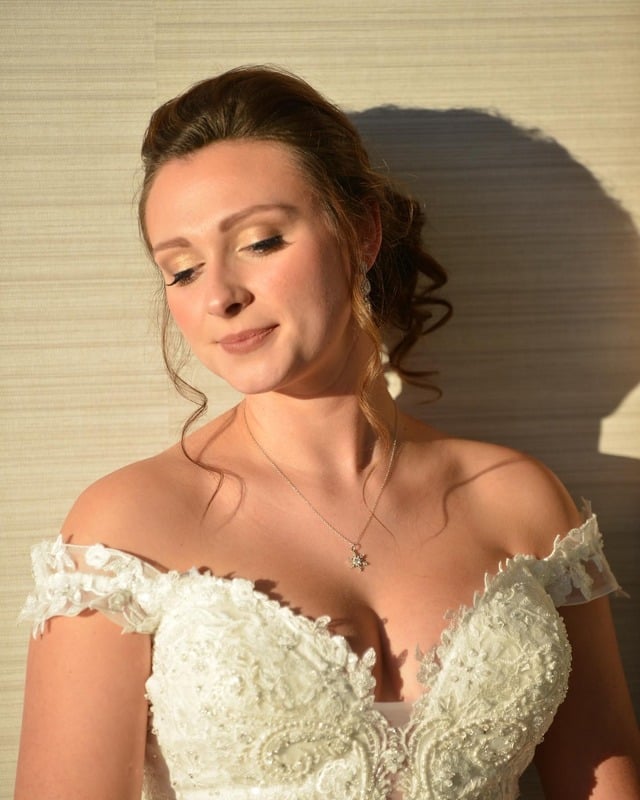 Bride with soft glam makeup